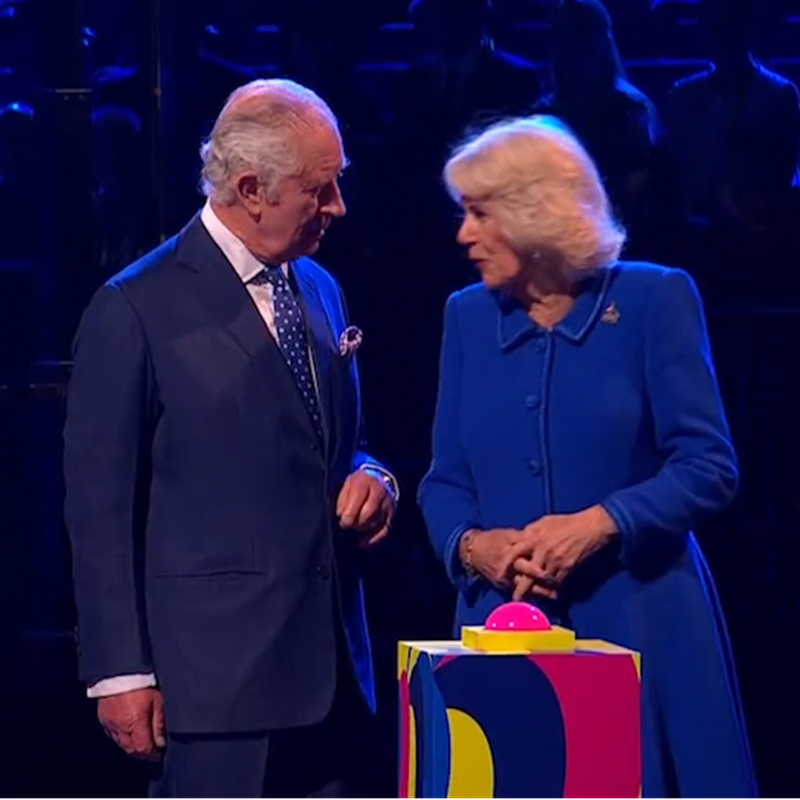 El rey Carlos III y Camila inauguran el escenario de Eurovisión 2023