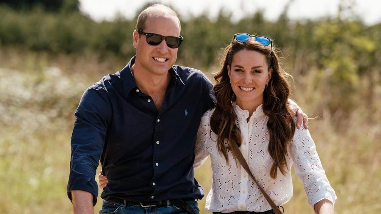 Kate Middleton y el príncipe Guillermo celebran su 12º aniversario de casados con su foto más tierna