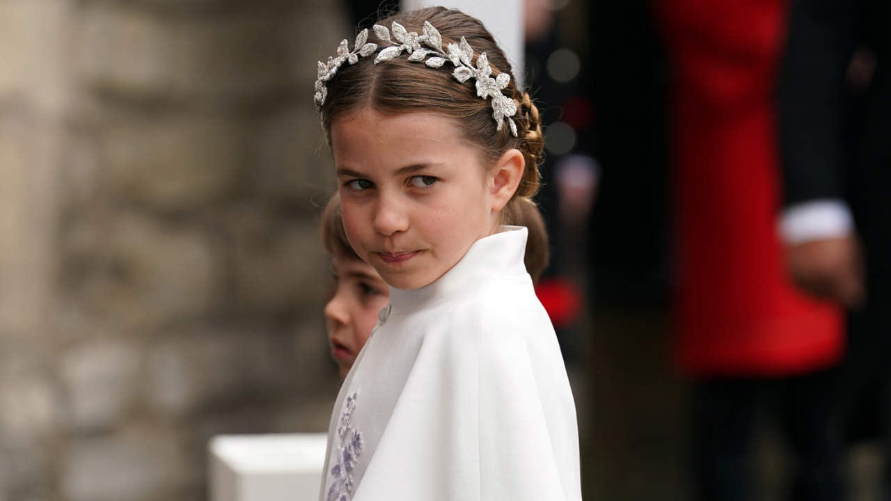 Charlotte sorprende con una elegancia heredada de su madre, Kate Middleton