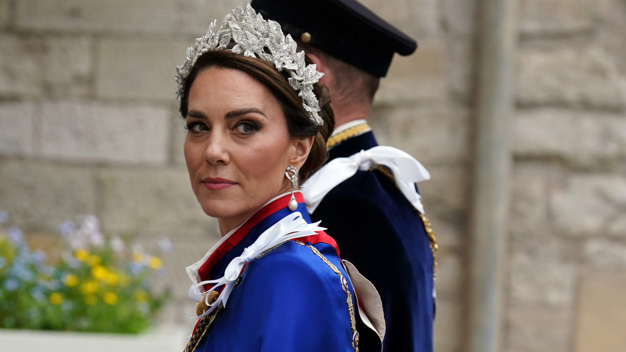 El look de inspiración nupcial con joyas históricas con el que Kate Middleton ha eclipsado a Camilla