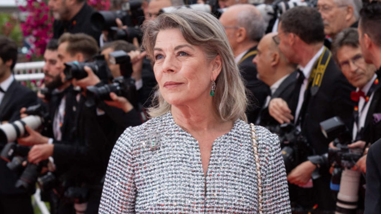 La lección de estilo de Carolina de Mónaco y Carlota Casiraghi con pantalones sobre la alfombra roja del Festival de Cannes