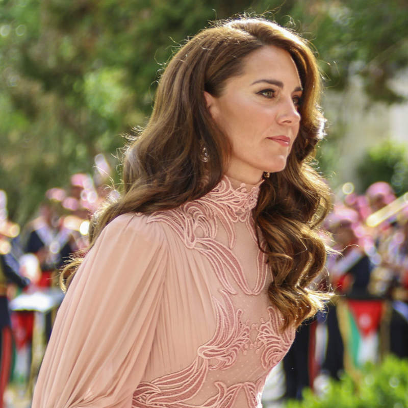 La sorprendente compañía de Kate Middleton en la boda de Hussein de Jordania: Su madre y su hermana también estuvieron allí
