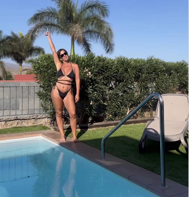 Anabel Pantoja, con bikini con tiras de Bershka