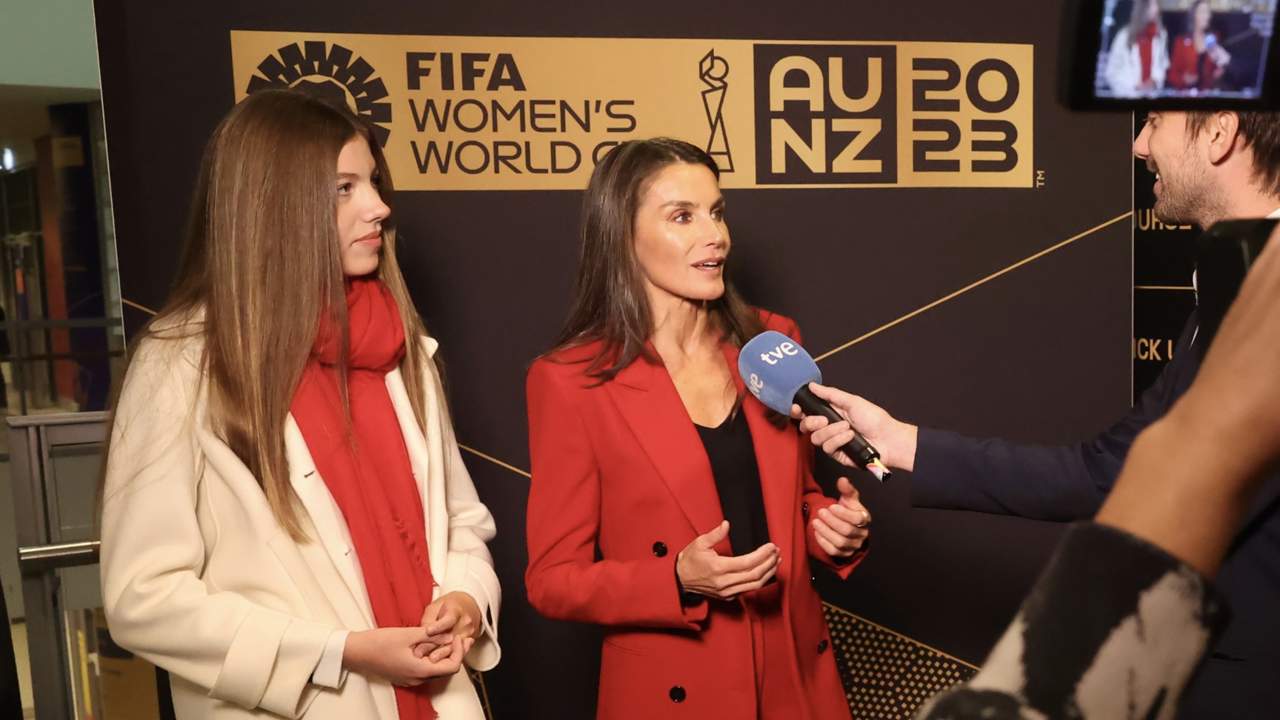La infanta Sofía, junto a la reina Letizia, habla por primera vez en televisión desde el Mundial de fútbol