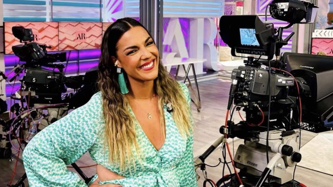 Adriana Dorronsoro está de estreno: nueva presentadora de Telecinco junto a Joaquín Prat y Patricia Pardo