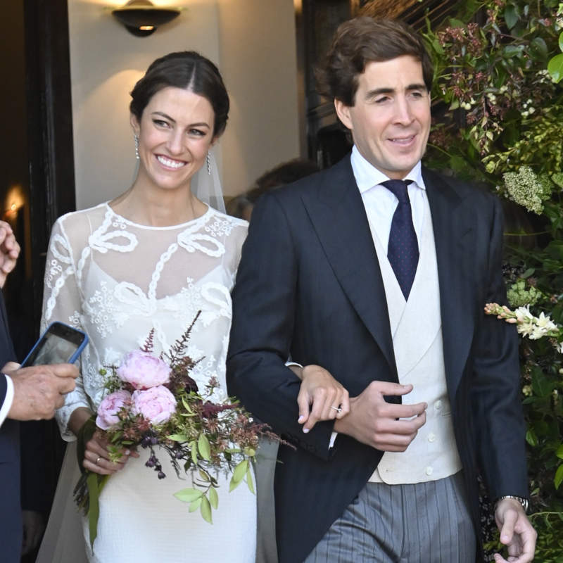 Ignacio del Pino y Pilar Montes celebran su boda: del vestido de la novia a los looks de las invitadas