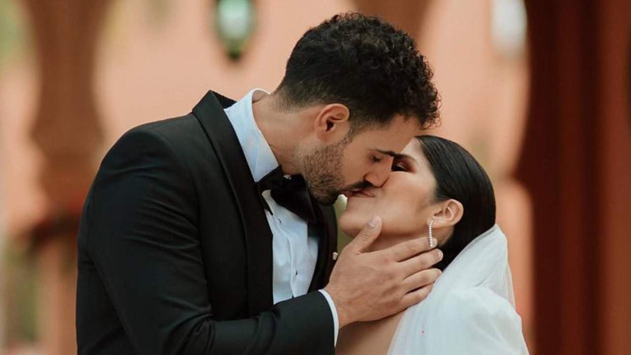 Isa Pantoja abre el álbum de fotos más especial de su comentada boda con Asraf Beno