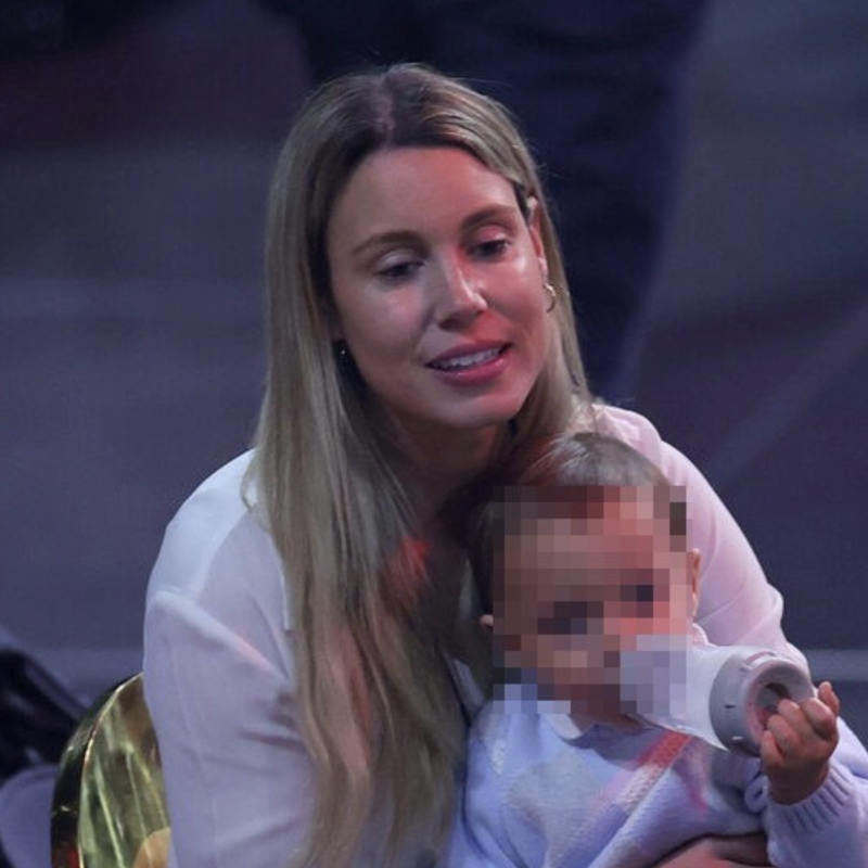 Xisca Perelló y su hijo Rafa Jr, los mayores fans de Nadal en su partido contra Carlos Alcaraz