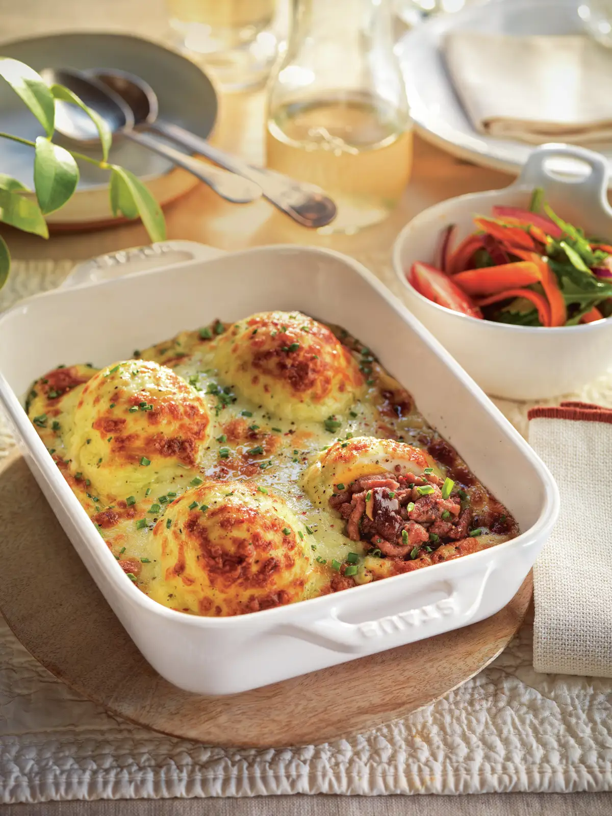 Huevos_rellenos_de_carne_y_pate