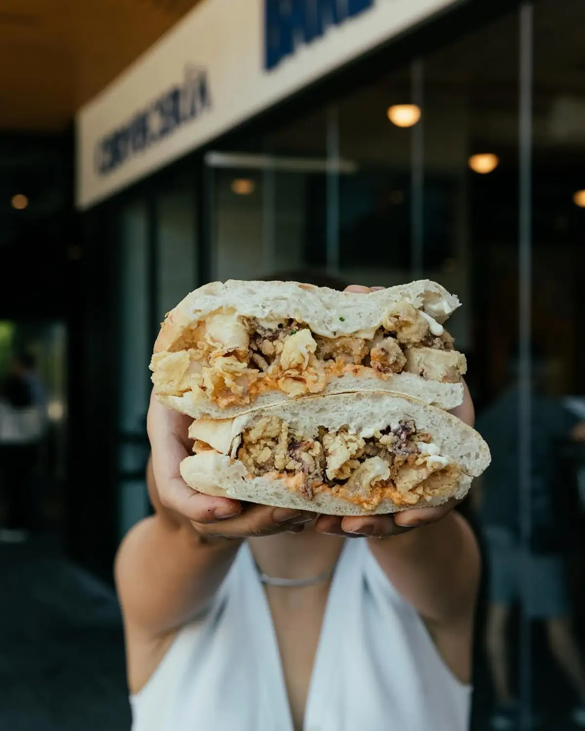 &amp;nbsp;
El montadito de chipirones de la cervecer&#237;a Bareto es considerado como uno de los mejores bocadillos de calamares de la capital.
